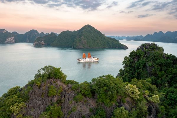 Ha Long | Indochina Sails | 2 nights 